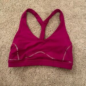 Lululemon Nulu Sportsbra magenta
